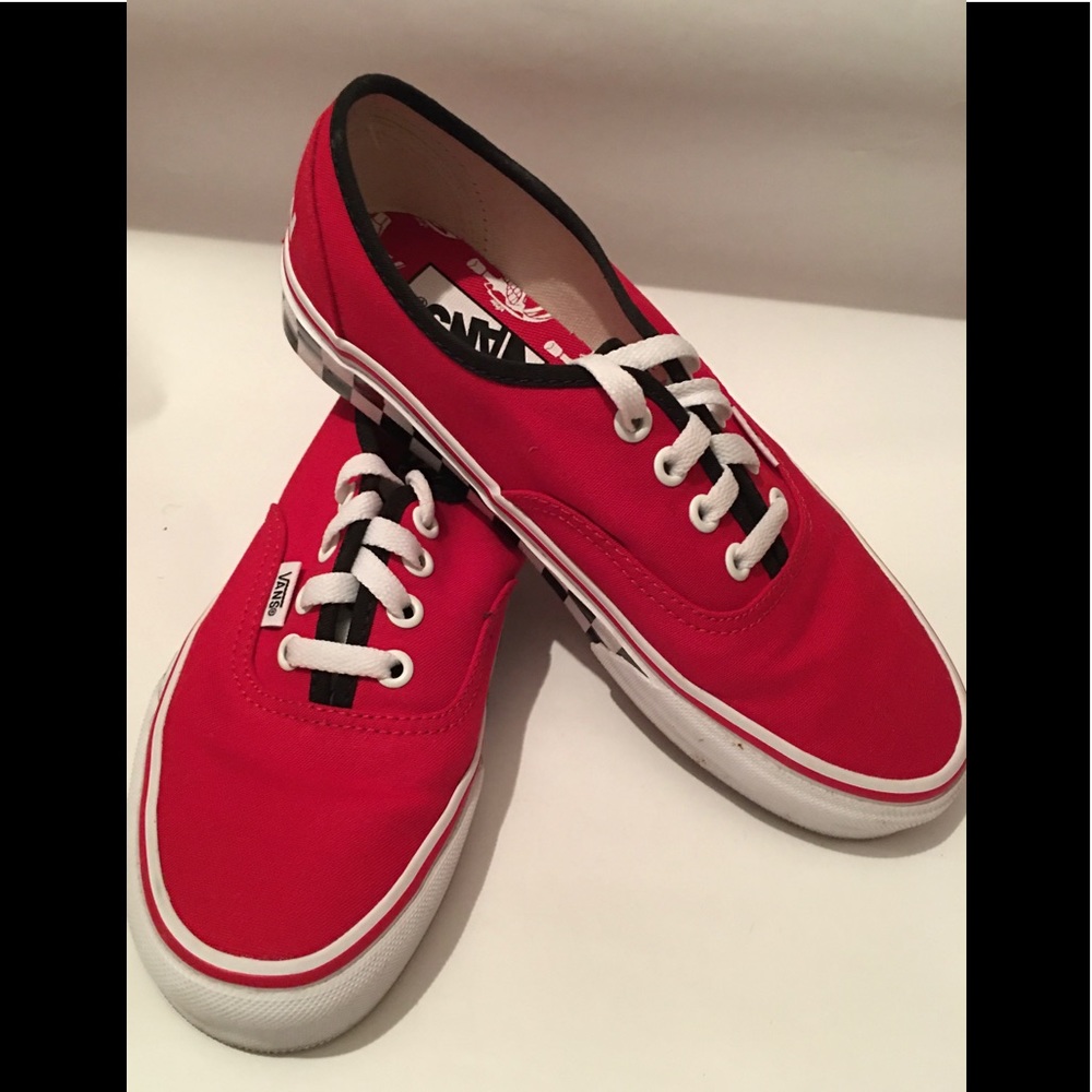 **SOLD** Vans Custom Collaboration Team Swolen
